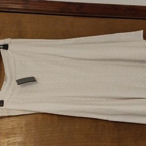 Geoffrey Beene White Embroidered look 100% cotton skirt. NEW WITH TAGS